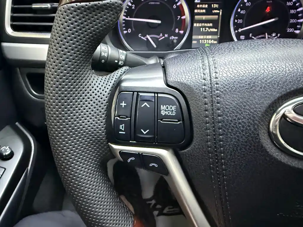 Toyota Highlander — миниатюра 17