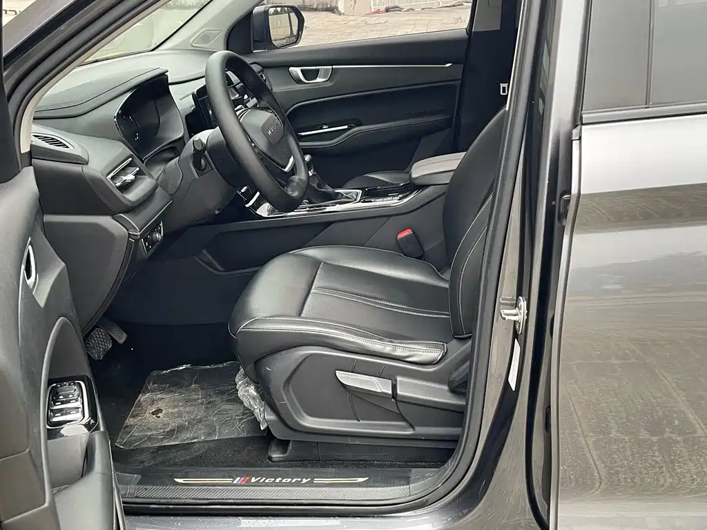 Wuling Victory — миниатюра 4