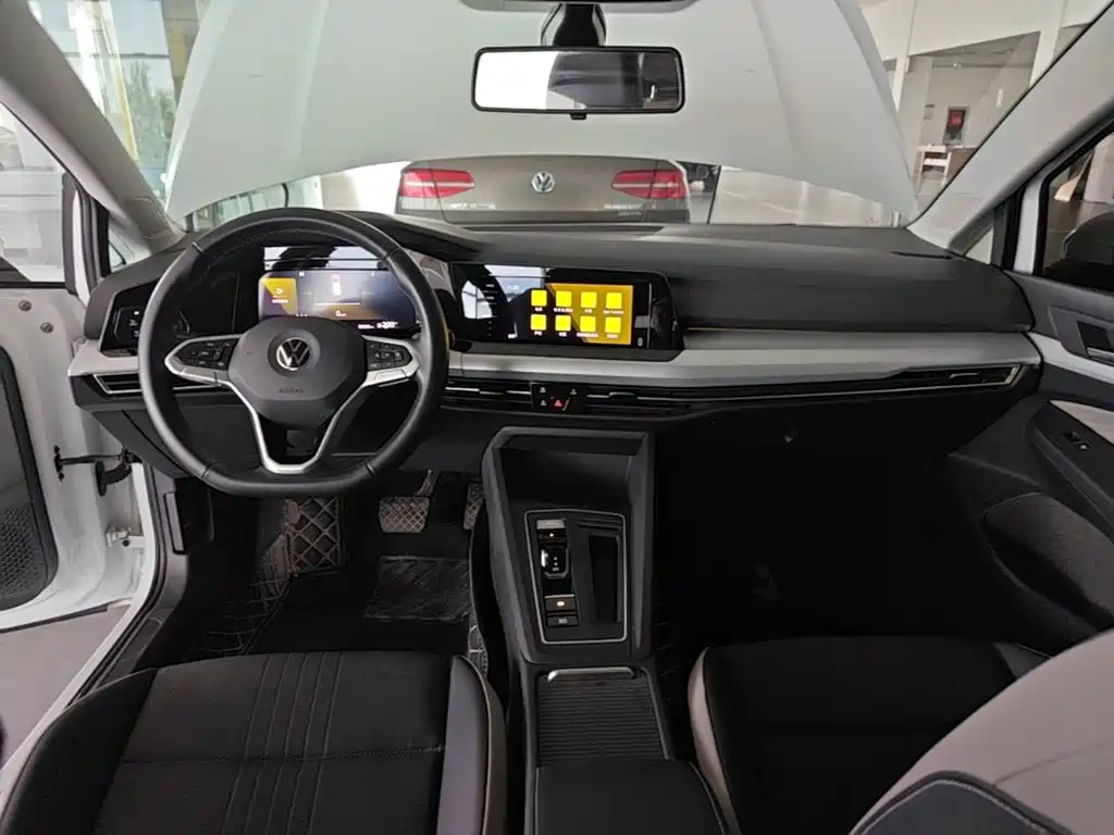 Volkswagen Golf — миниатюра 10