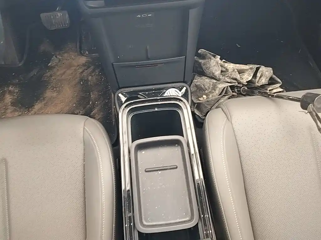Lynk & Co Z20 — миниатюра 14