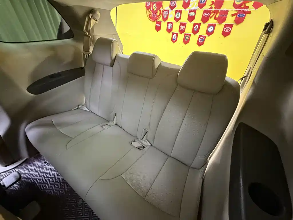 Buick GL8 — миниатюра 33