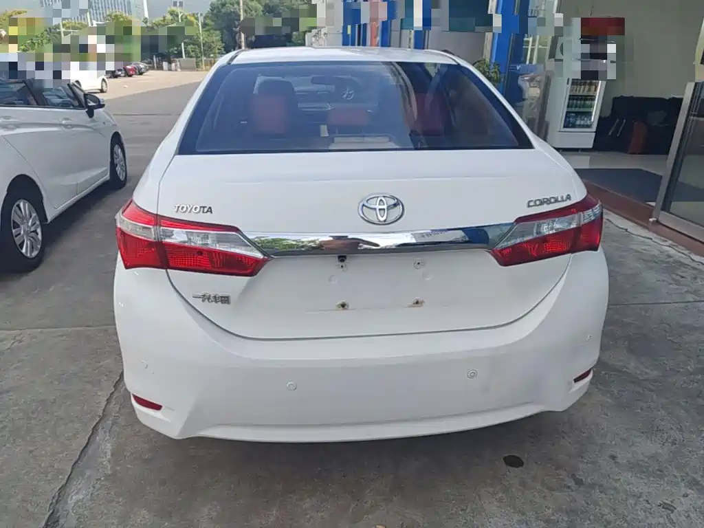 Toyota Corolla — миниатюра 6