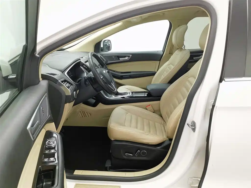 Ford Edge 2015 2.0T GTDi