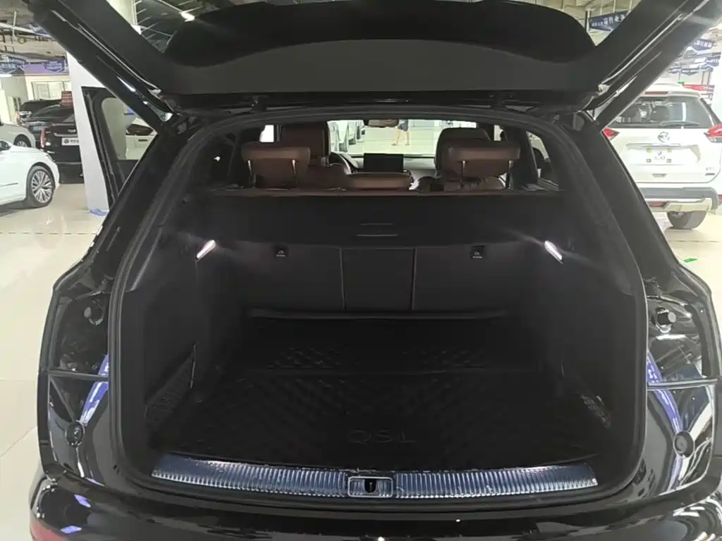 Audi Q5L — миниатюра 19