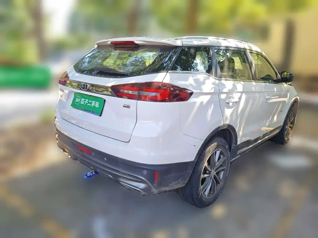Geely Boyue — миниатюра 4