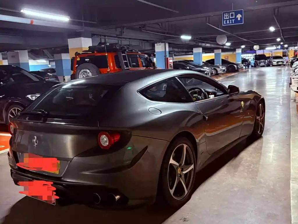 Ferrari FF — миниатюра 2