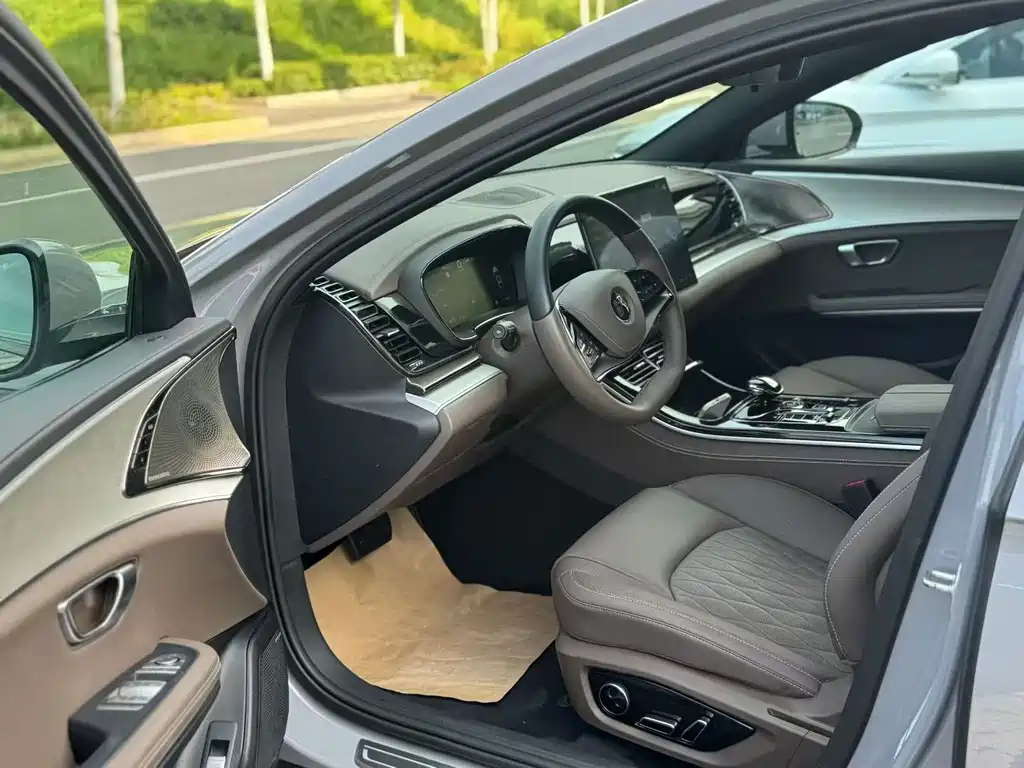 BYD Han — миниатюра 4