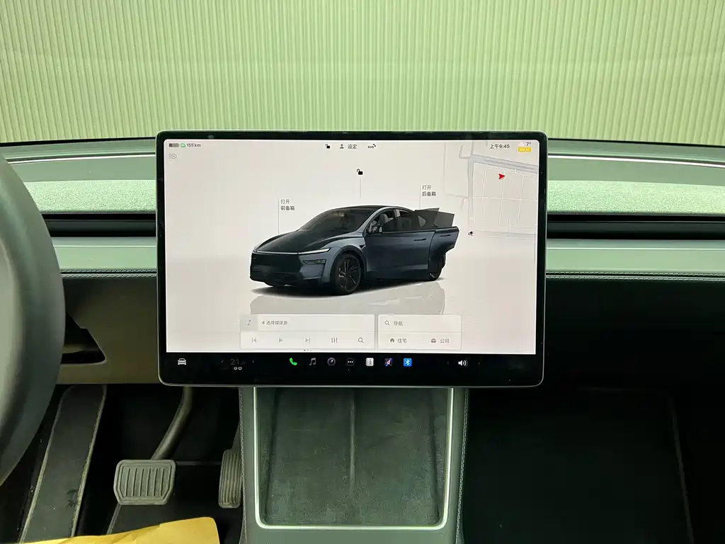 Tesla Model Y — миниатюра 6