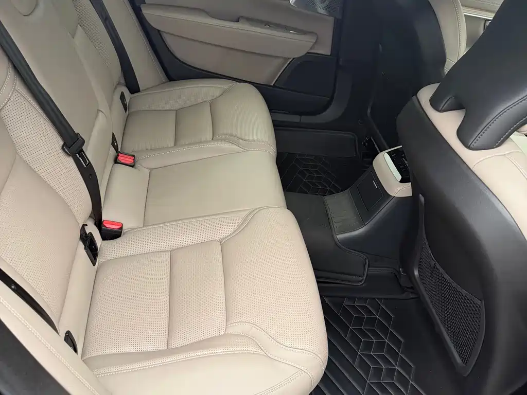 Volvo S90 PHEV — миниатюра 7