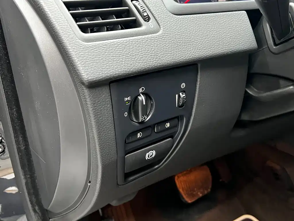 Volvo XC90 — миниатюра 18