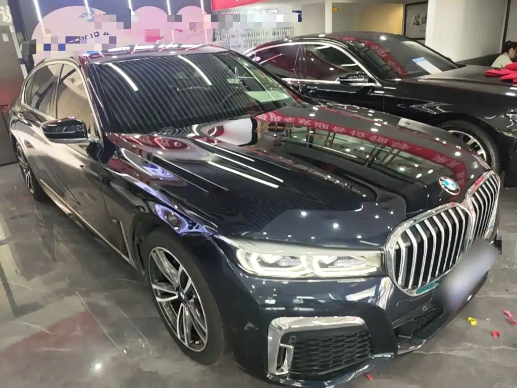 BMW 7 Series — миниатюра 4
