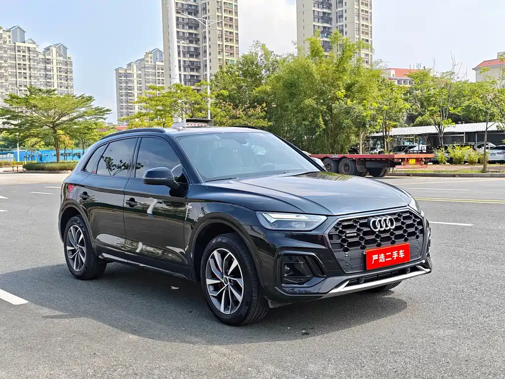 Audi Q5L — миниатюра 2