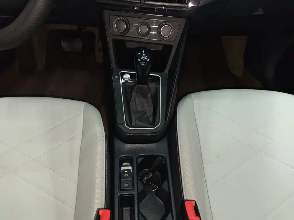 Volkswagen Lavida — миниатюра 14