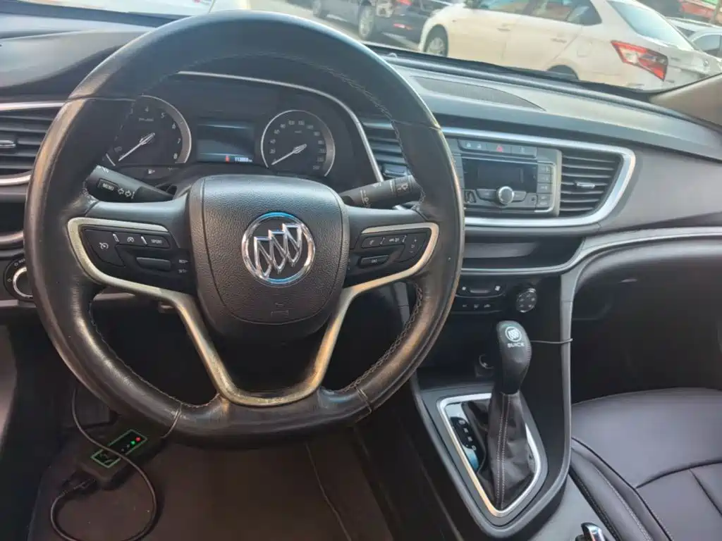 Buick Excelle — миниатюра 10
