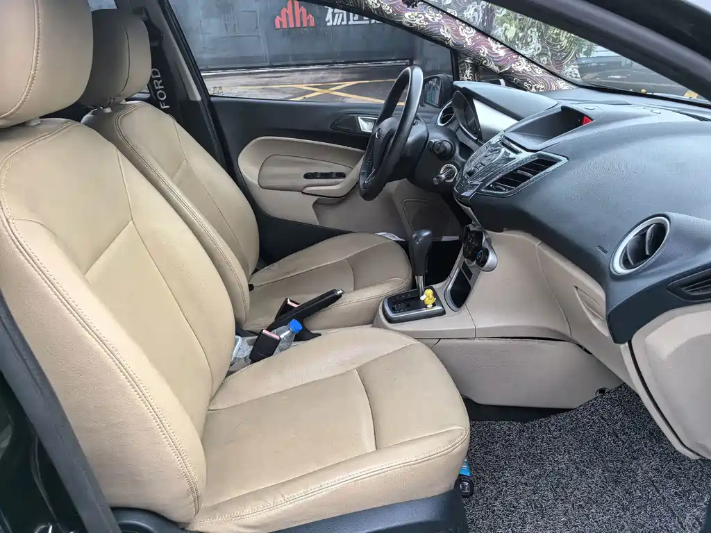 Ford Fiesta — миниатюра 14