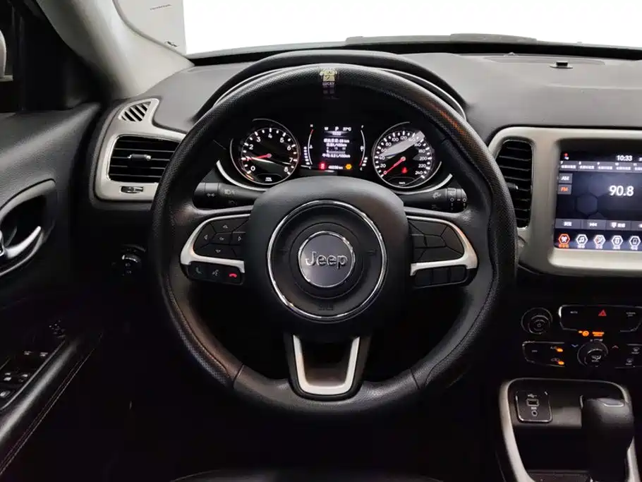Jeep Compass — миниатюра 15