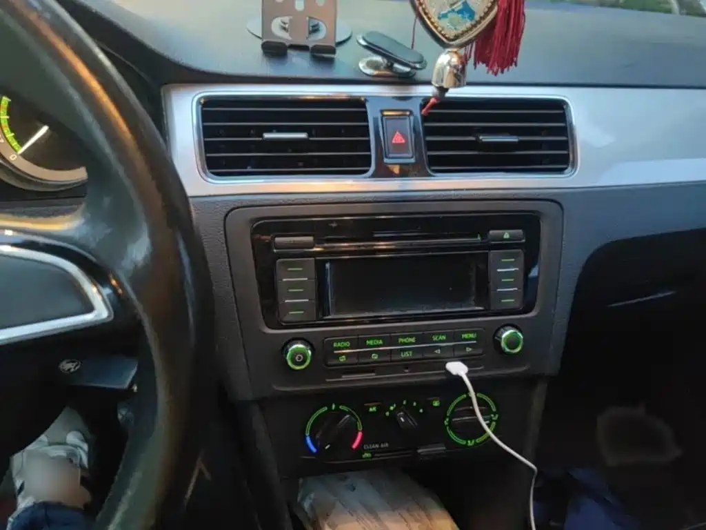 Skoda Rapid — миниатюра 13
