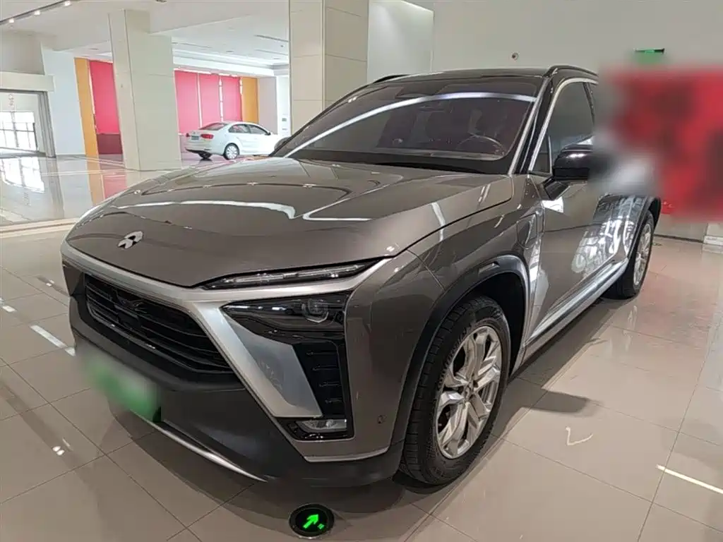 Nio ES8 2021