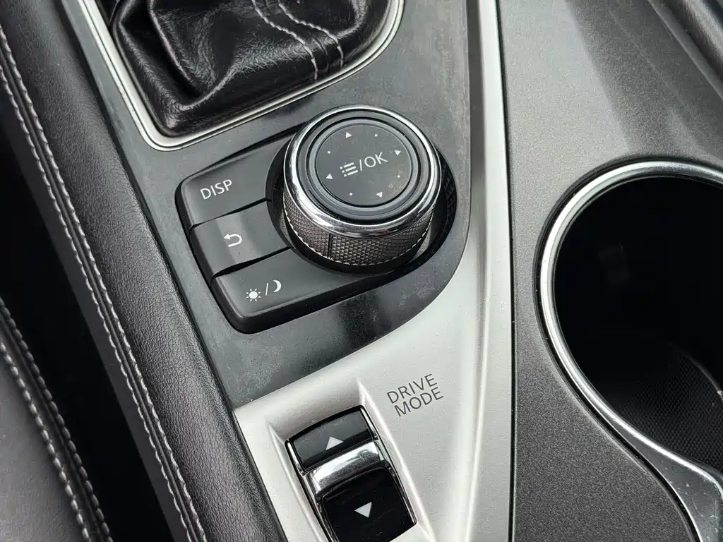 Infiniti Q50 2.0T Comfort Edition, фото 19