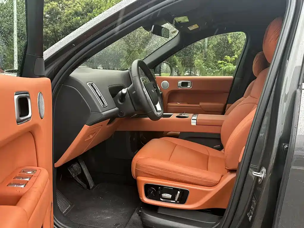 Li Auto Li L8 — миниатюра 24