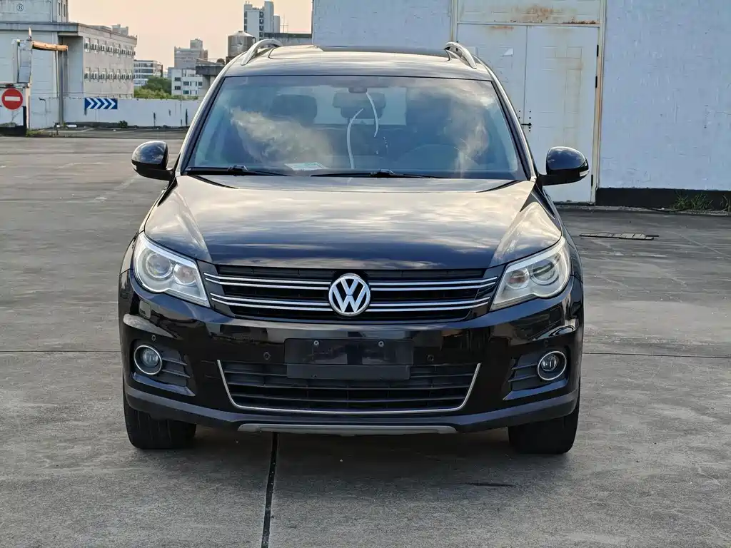 Volkswagen Tiguan — миниатюра 2