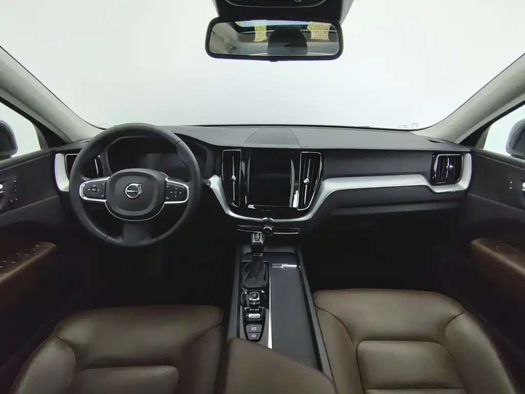 Volvo XC60 — миниатюра 5