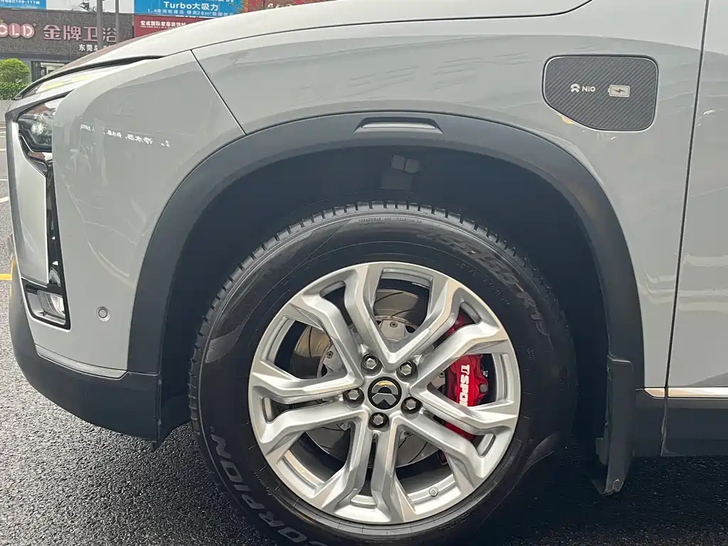 NIO NIO ES8
