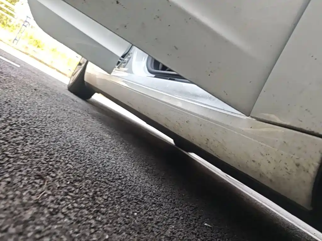 Tesla Model 3 — миниатюра 21