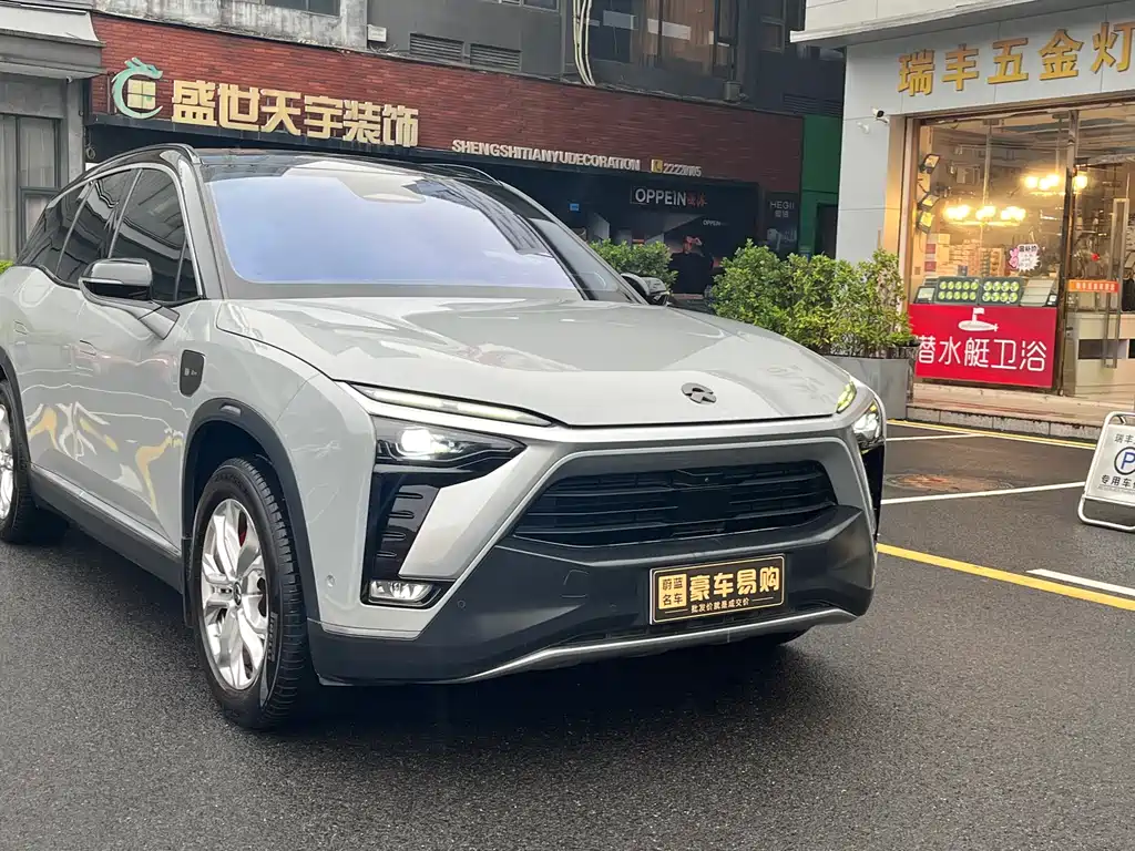 NIO NIO ES8