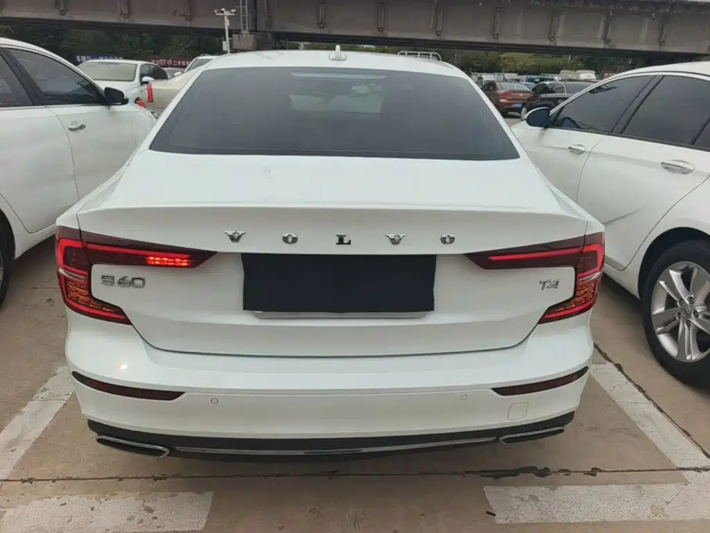 Volvo S60 — миниатюра 6