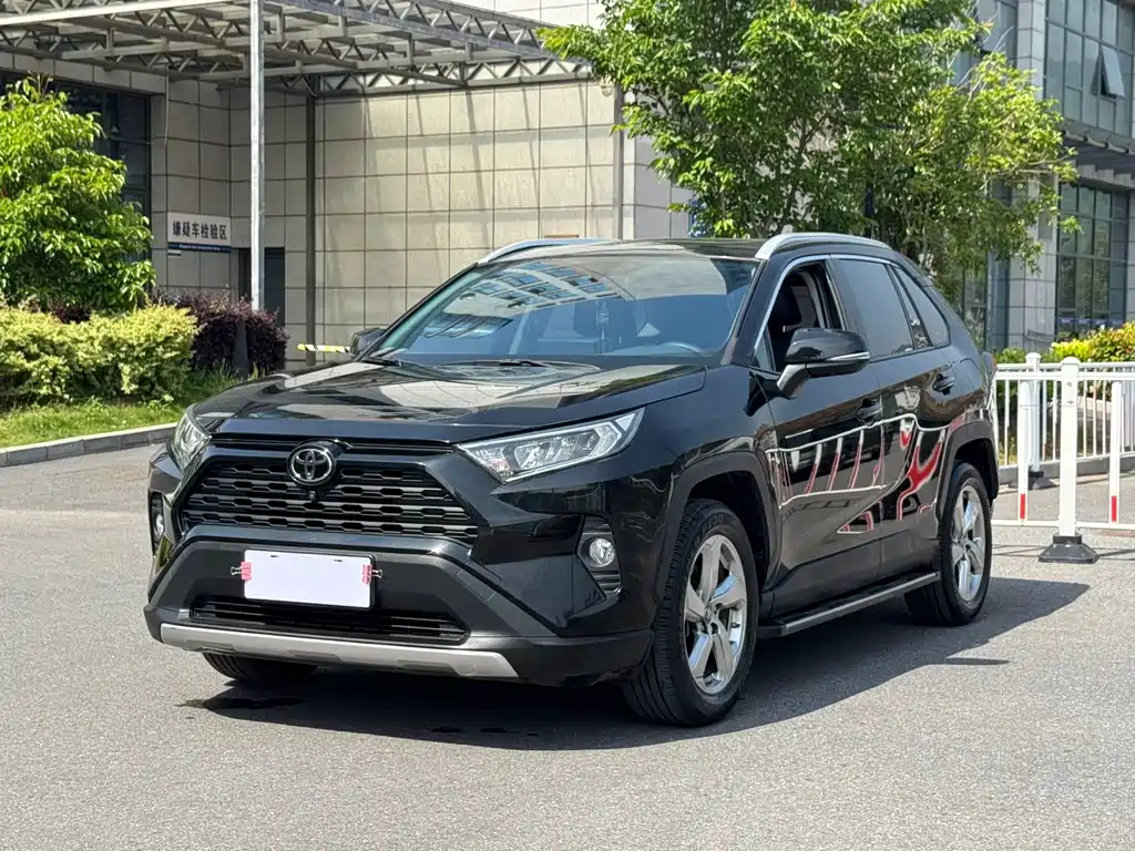 Toyota RAV4 2022