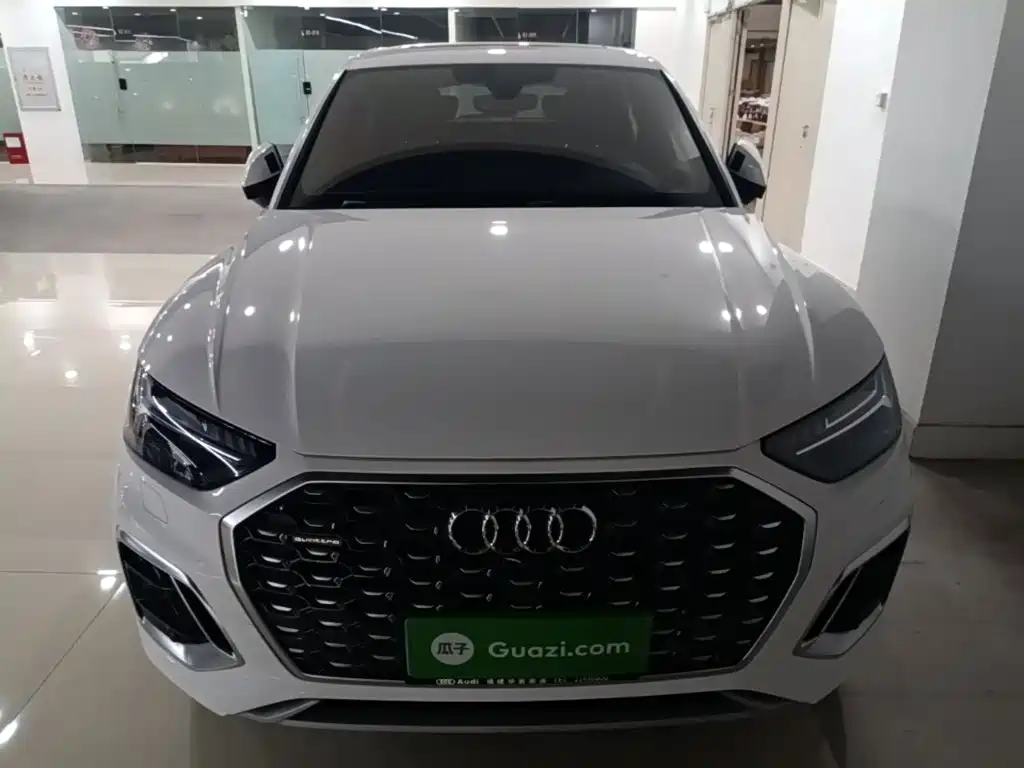 Audi Q5L Sportback — миниатюра 20