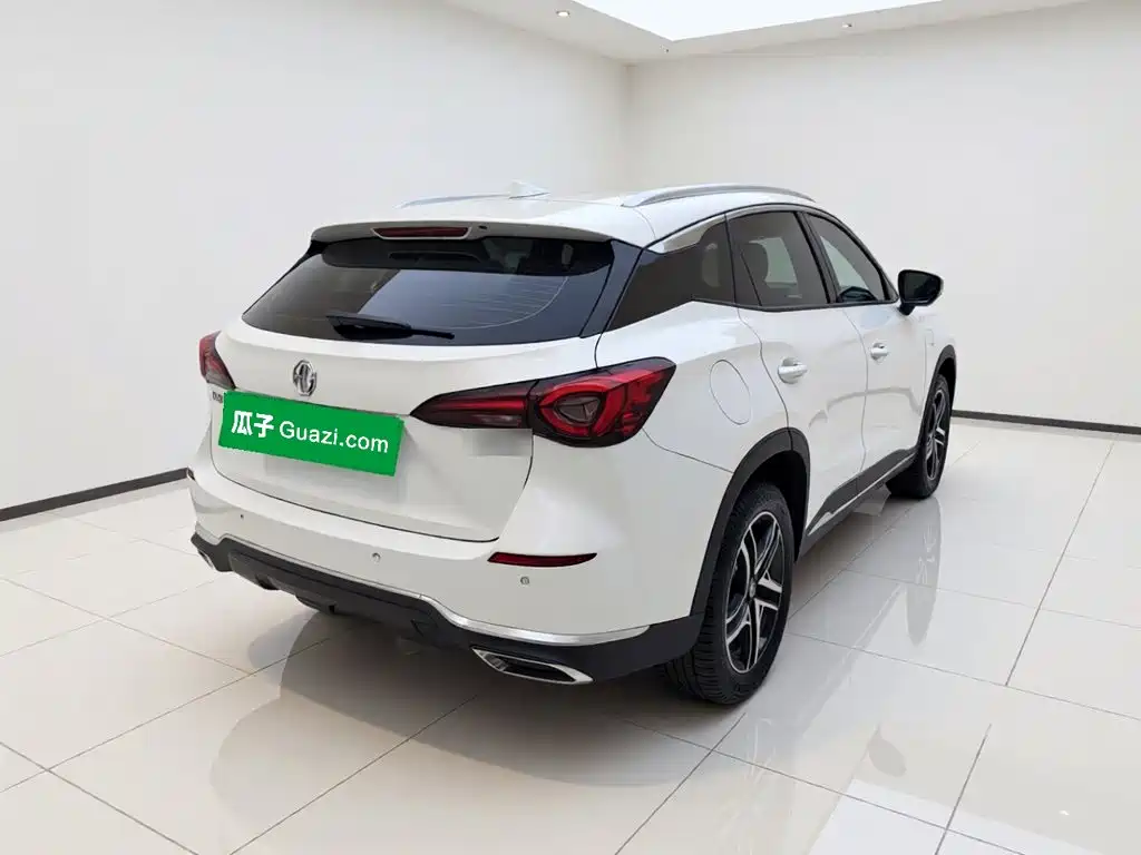 MG MG ONE — миниатюра 6