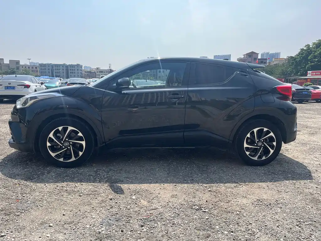 Toyota Izoa 2018 2.0L VI