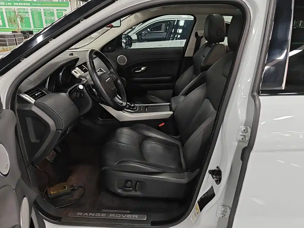 Land Rover Evoque — миниатюра 16