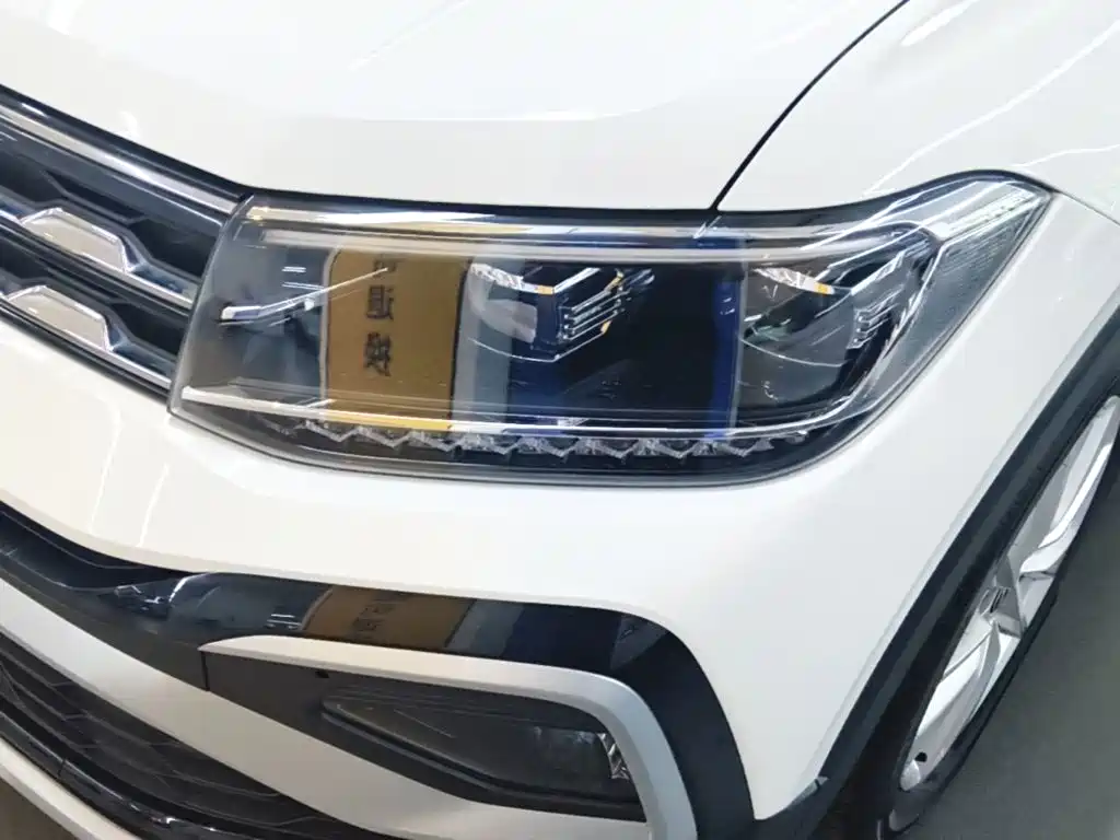 Volkswagen T-Cross — миниатюра 24