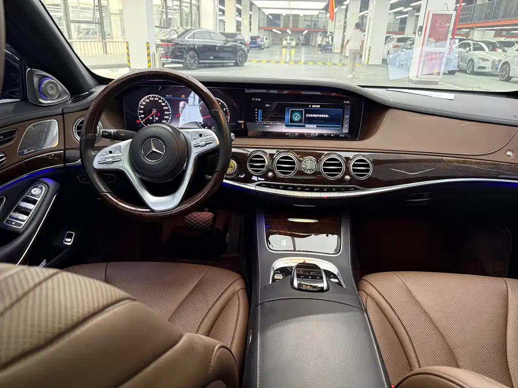 Mercedes-Benz S-Class — миниатюра 10