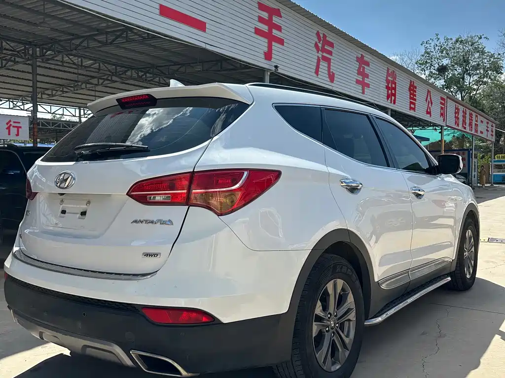Hyundai Santa Fe — миниатюра 10