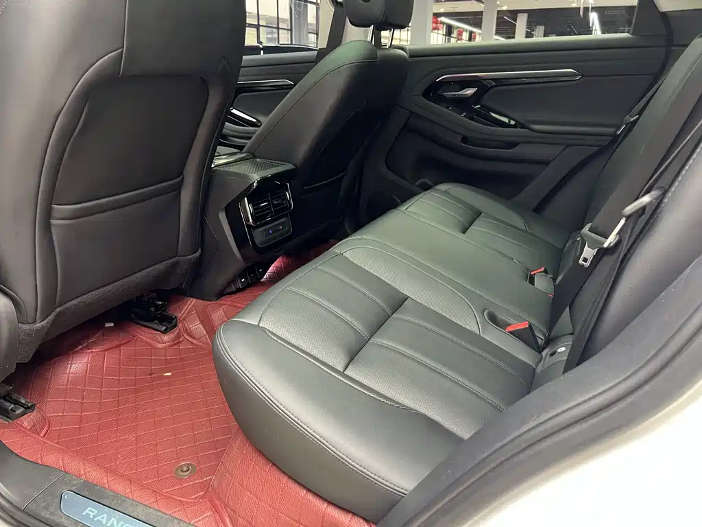 Land Rover Evoque PHEV — миниатюра 13