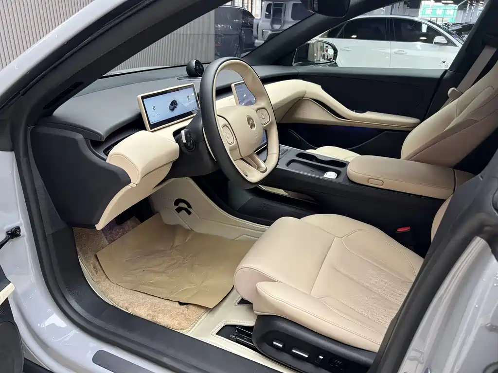 NIO ET5T — миниатюра 12