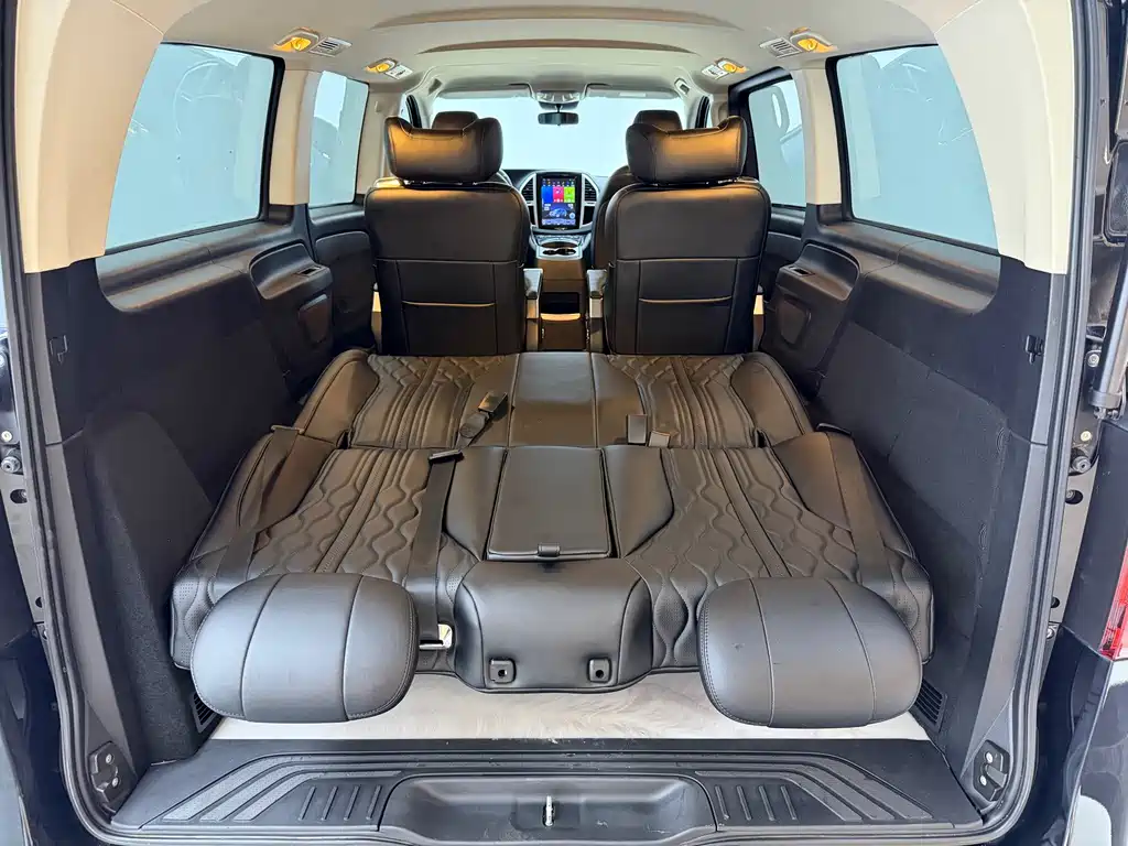 Mercedes-Benz Vito — миниатюра 7