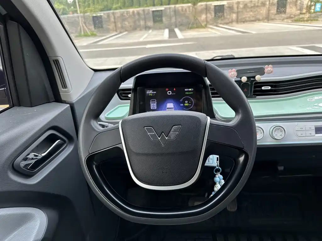 Wuling MINIEV — миниатюра 14