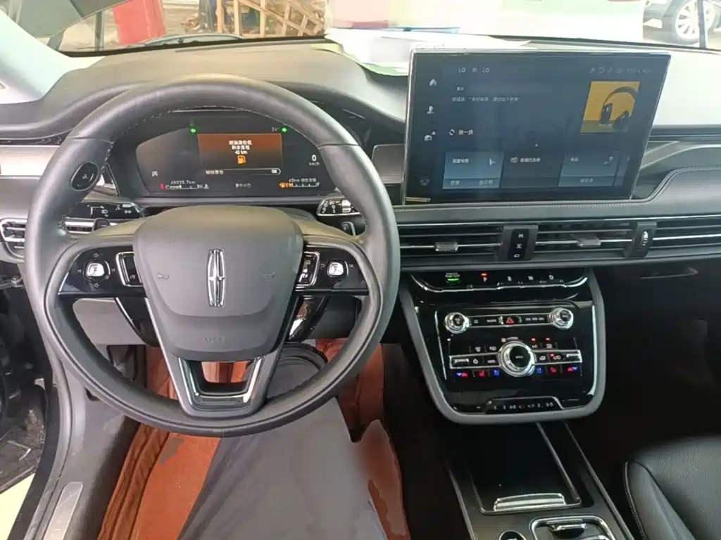 Lincoln Corsair — миниатюра 10
