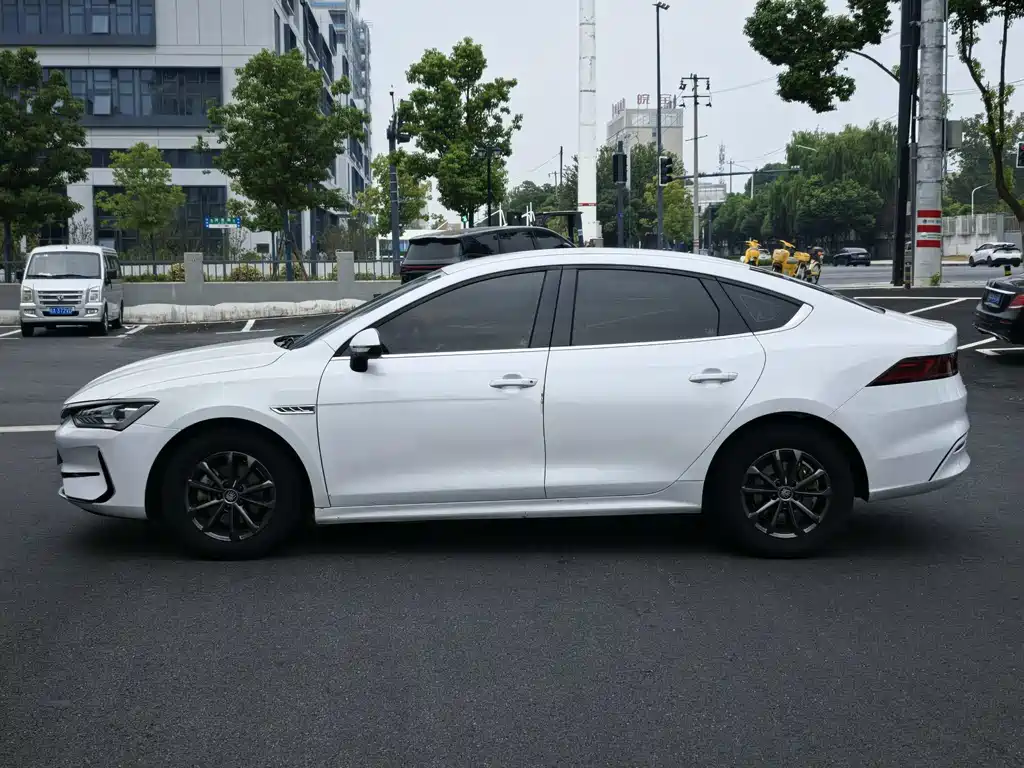 BYD Qin PLUS — миниатюра 3