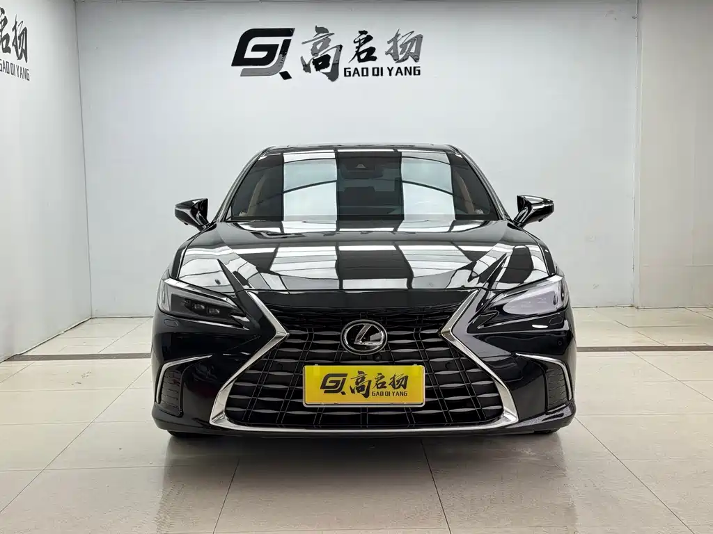 Lexus ES 2025 200 Premium