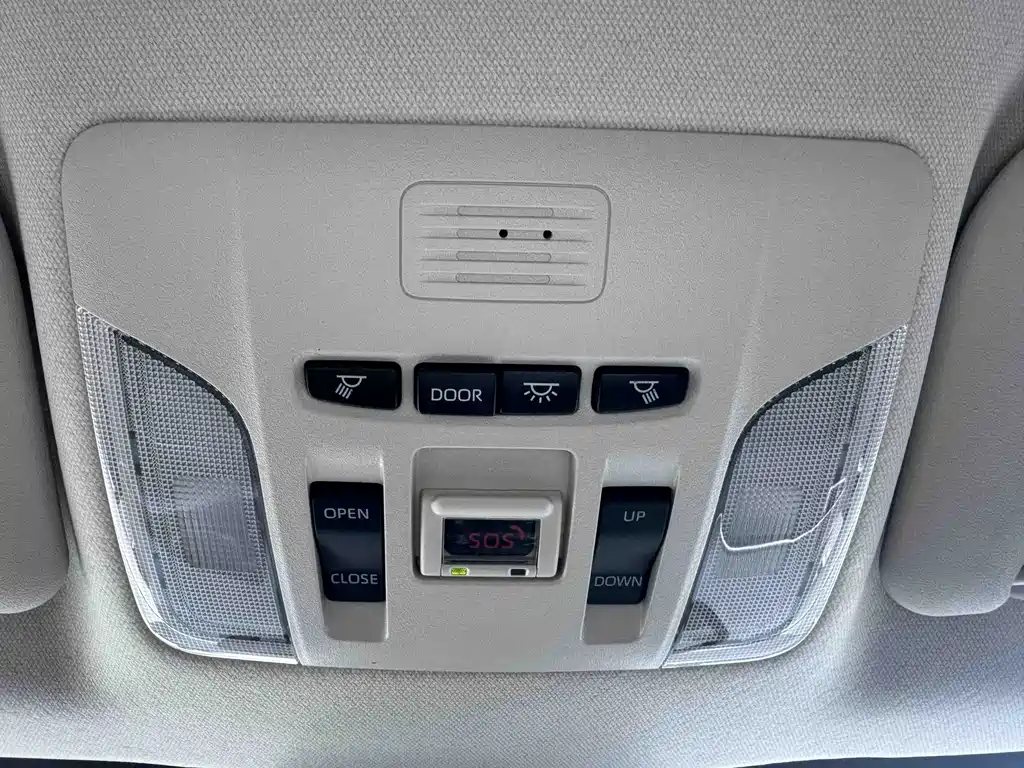 Toyota Corolla — миниатюра 14