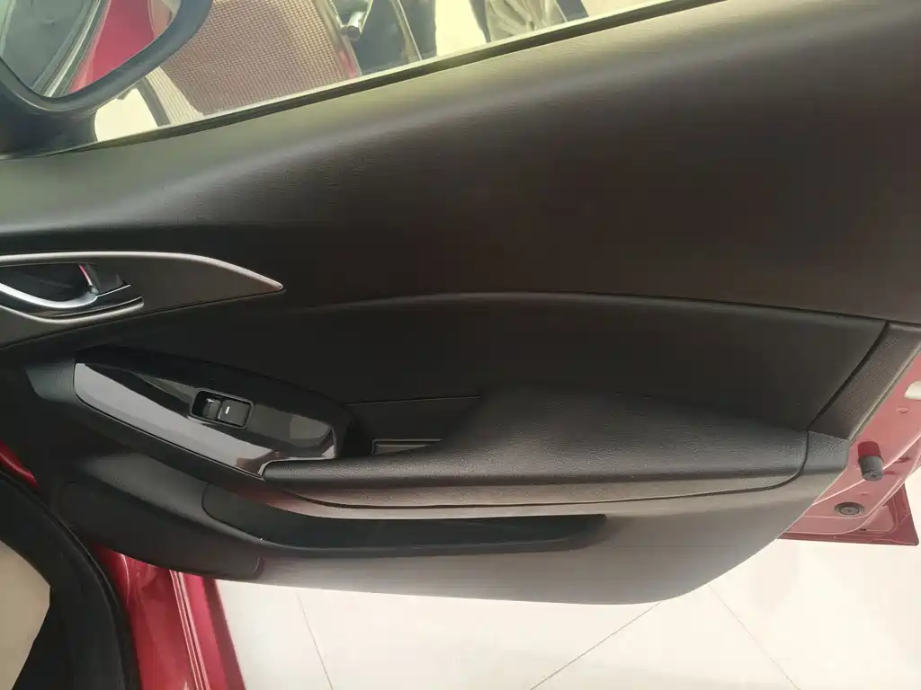 Mazda 3 Axela — миниатюра 8