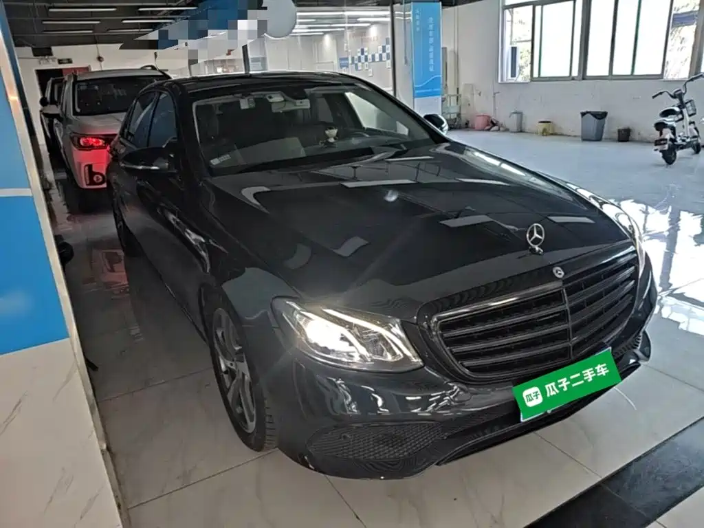 Mercedes-Benz E-Class — миниатюра 4