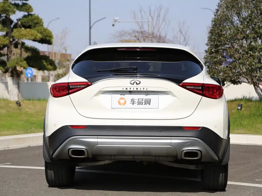 Infiniti QX30 — миниатюра 20