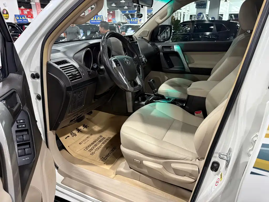 Toyota Prado (Import) — миниатюра 4